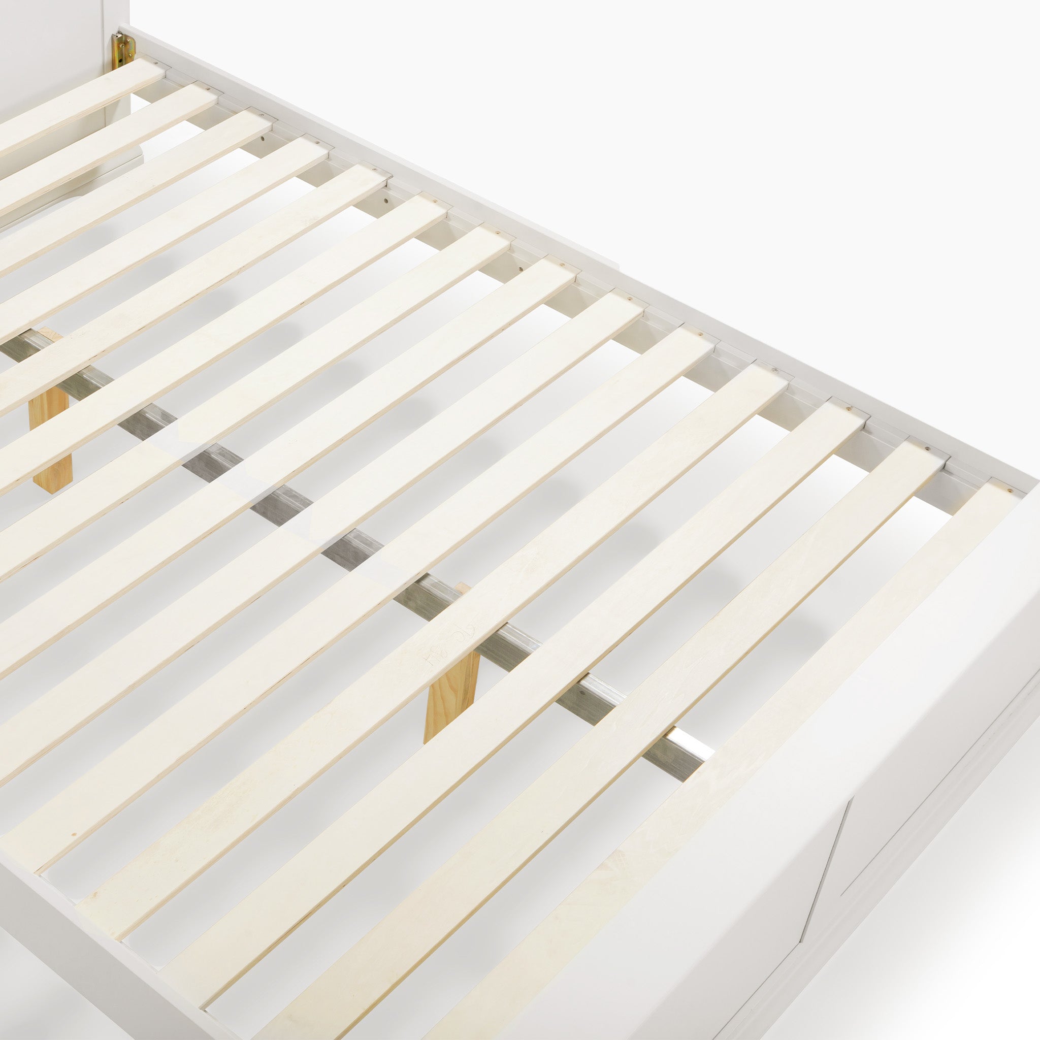 The Chalbury 5ft High-End Kingsize Bed Frame in Warm White boasts a breathtaking wooden design with evenly spaced slats, beautifully accentuated against a warm white hue.