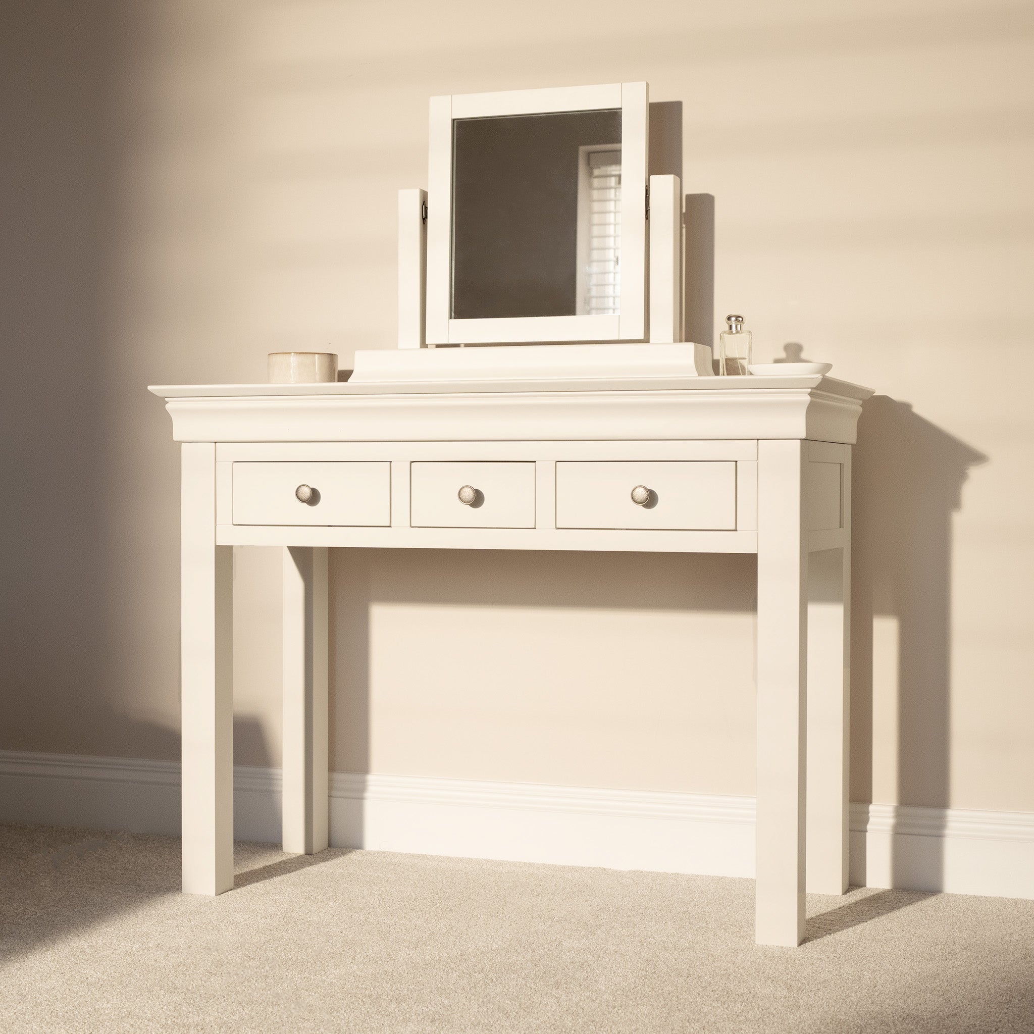 Chalbury Console Desk in Warm White