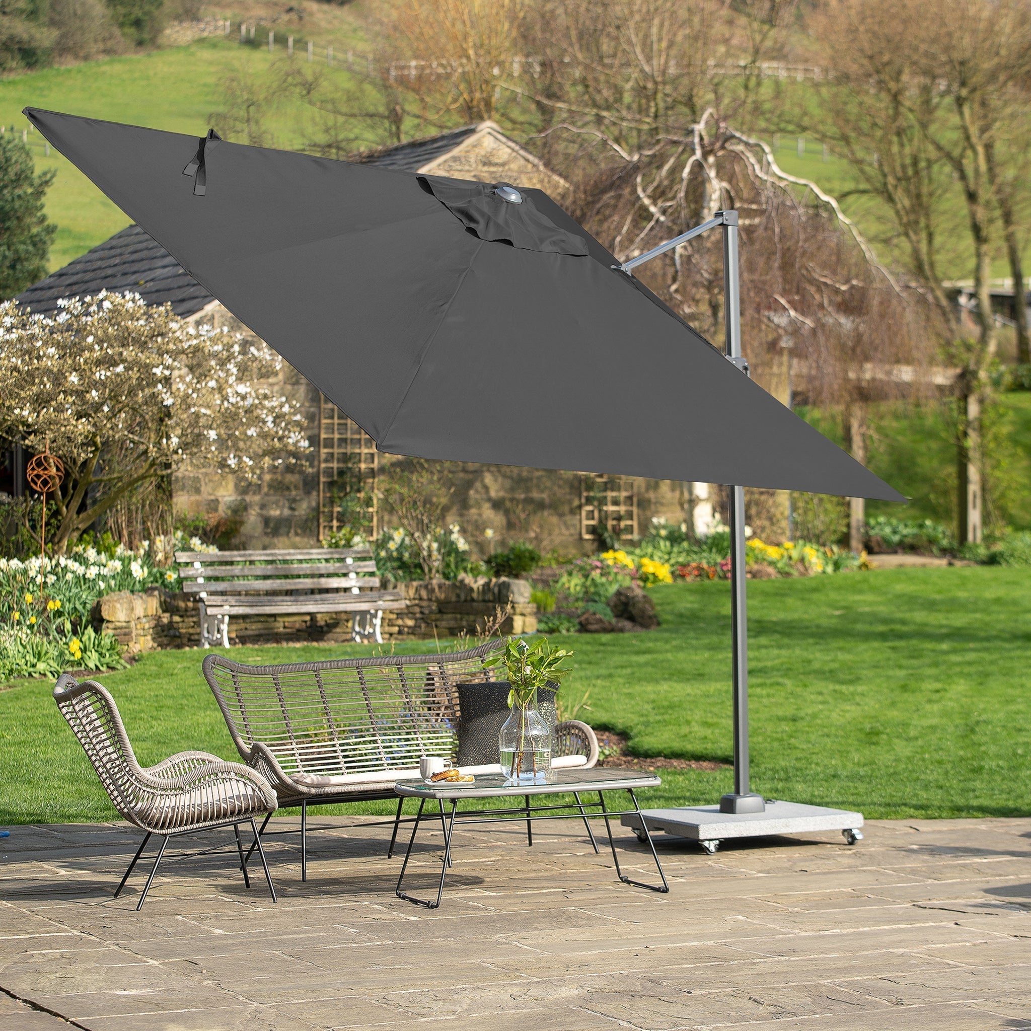 Voyager T2 2.7m Square Parasol in Anthracite